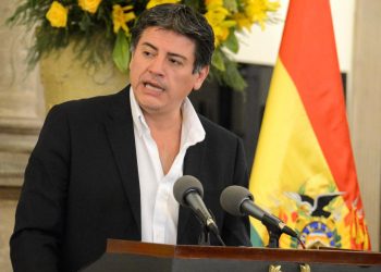 Jerjes Justiniano: Evaluaré si vale la pena volver al país a una justicia corrupta, cómplice y servil
