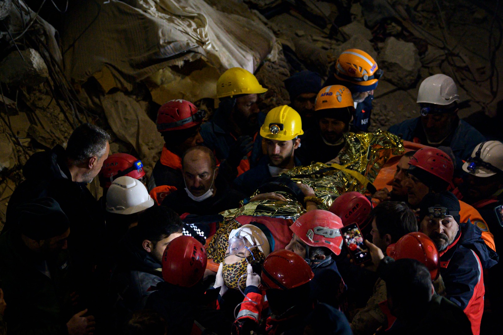 Turquía eleva a cerca de 35.500 los muertos a causa de los terremotos.