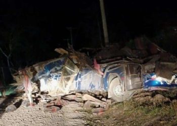 Al menos 39 muertos en accidente de autobús que trasladaba migrantes.