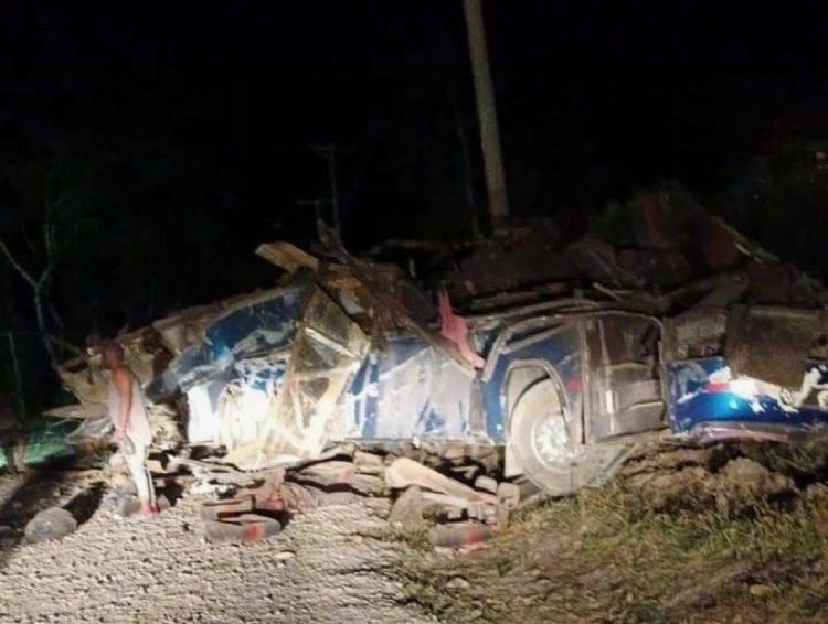Al menos 39 muertos en accidente de autobús que trasladaba migrantes.