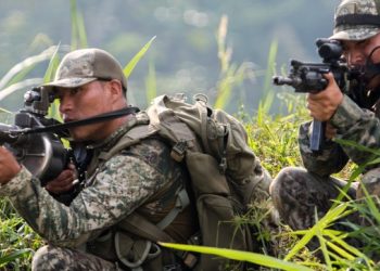 Sendero Luminoso hiere a dos militares en Perú en zona donde mató a siete policías.