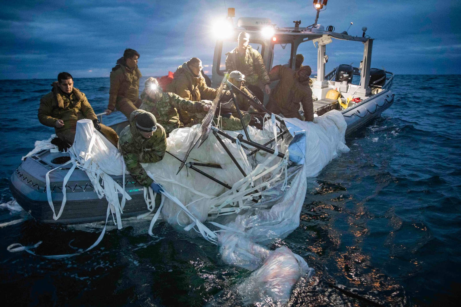 EEUU finaliza búsqueda de restos de globo chino derribado.