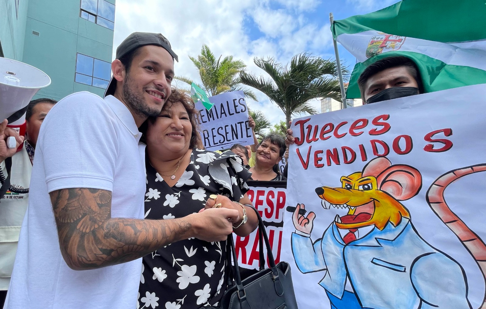 Hijo de Camacho confía en que la Asamblea cruceña hará respetar el voto y lo ratificará en el cargo. Foto: APG.