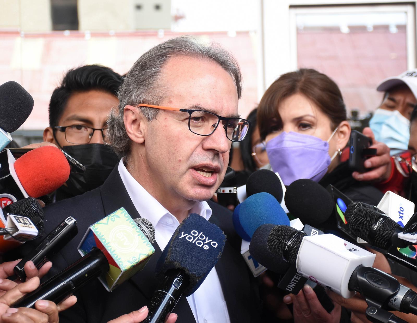 Richter: Si tuviéramos que llegar al revocatorio lo enfrentamos, pero hay que fundamentarlo