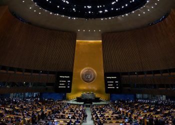 Asamblea de la ONU aprueba resolución de condena contra Rusia.