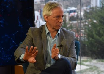 García Linera califica a Arce como buen administrador y dice que ‘lo está haciendo bien’