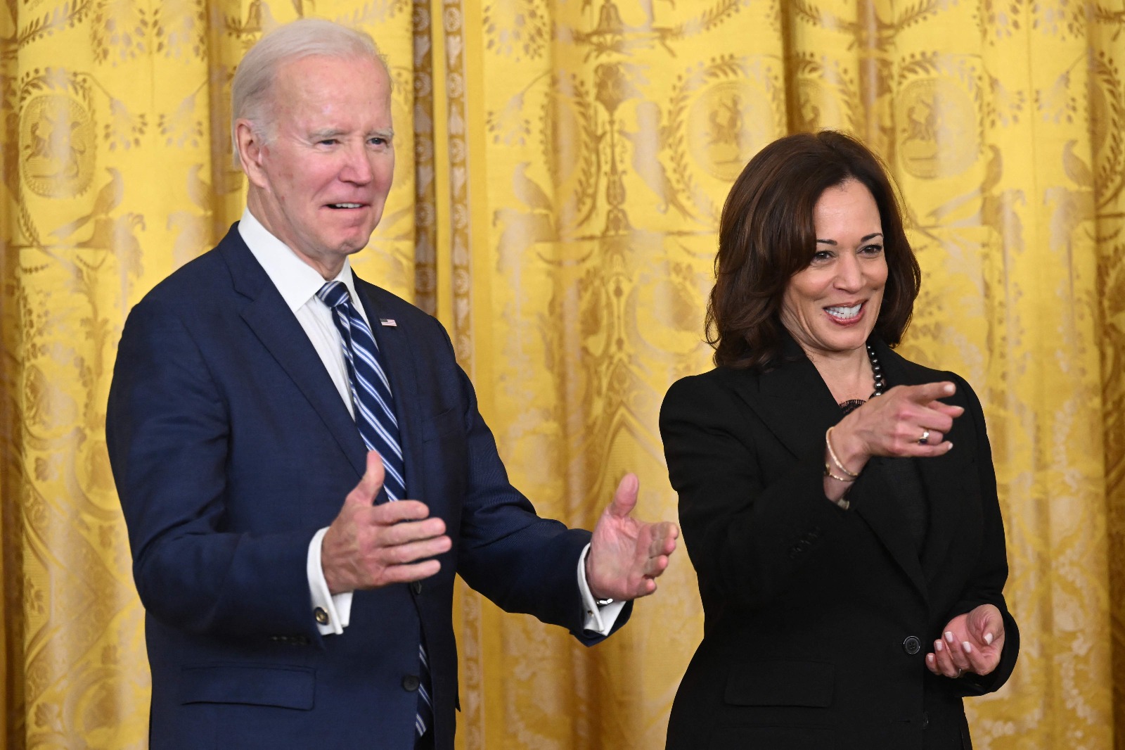 Biden considera el acuerdo sobre Irlanda del Norte 'esencial para la paz'.