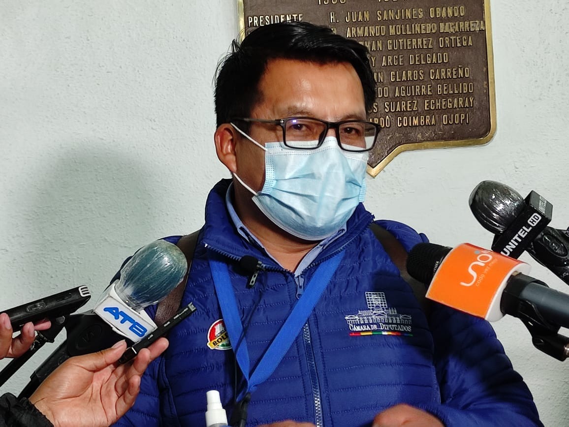 Diputado ‘evista’ acusa a colega del MAS por lavado de dinero y dice que debe ir a la cárcel. Foto: Cámara de Diputados.