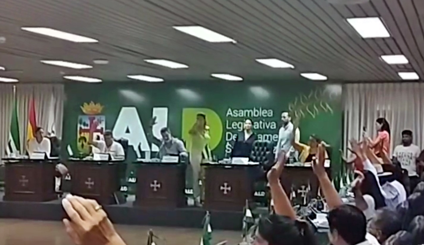 Creemos advierte que ley departamental debe respetar el voto en favor de Camacho