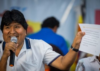 Morales censura por 'racismo' el veto a la candidata Cabrera.