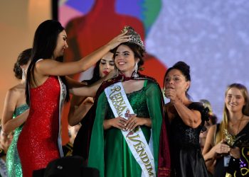 Reinas de belleza, un cuento de hadas en riesgo de extinción en Argentina.