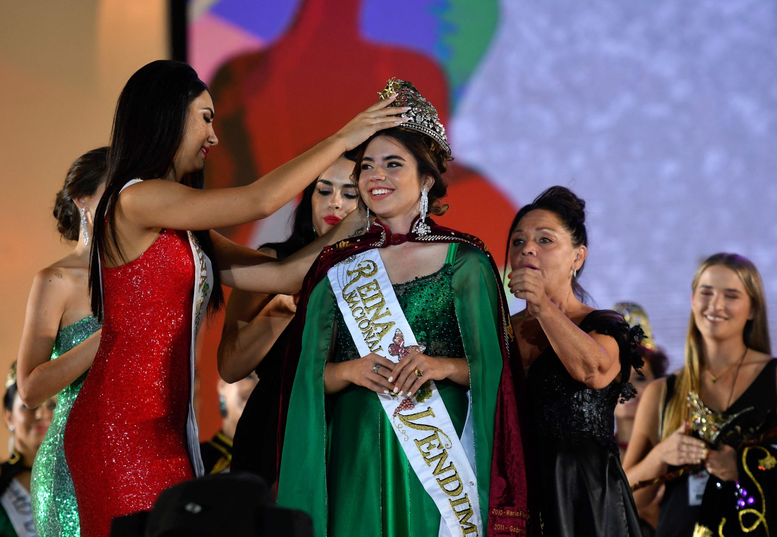 Reinas de belleza, un cuento de hadas en riesgo de extinción en Argentina.