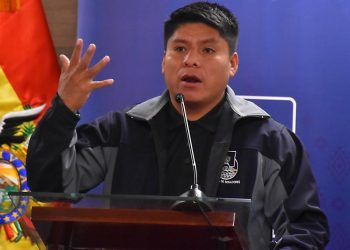 Desde el MAS califican como ‘castigo’ y ‘ofensa’ que Camacho gobierne desde la cárcel. Foto: APG.