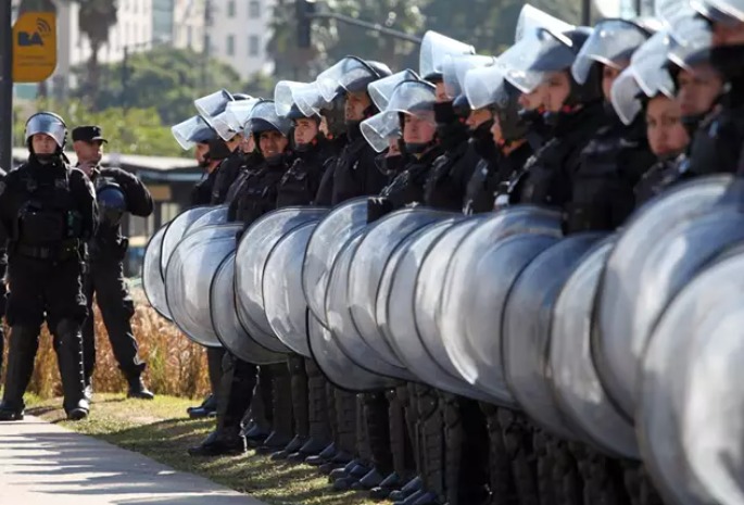 La Fiscalía denuncia 'complicidad' entre narcotraficantes y Policía.
