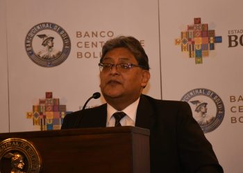 El Banco Central vendió 7 millones de dólares a más de 650 personas en tres días