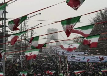 AI acusa a las fuerzas de seguridad de Irán de torturar a menores.