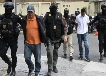 Extraditados cuatro guatemaltecos a EEUU por tráfico de migrantes.