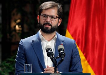 Chile asegura que no quiere agravar problemas con Bolivia ni Venezuela.