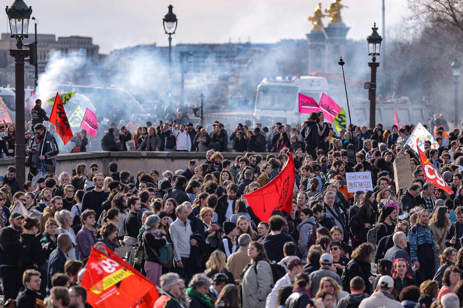 Detenidas 200 personas en París tras una noche de disturbios.
