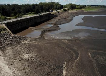 La humanidad dilapida los recursos hídricos pese a 'crisis inminente'.