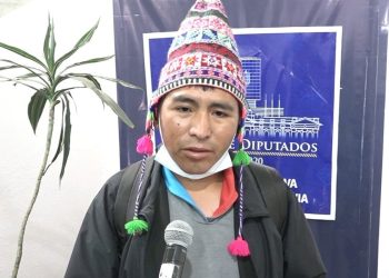 Diputado ‘renovador’ agredido en Potosí por ‘evistas’ retorna al legislativo.