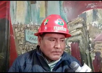 Fabriles consideran que la demanda de alza al mínimo salarial debería ser del 100%