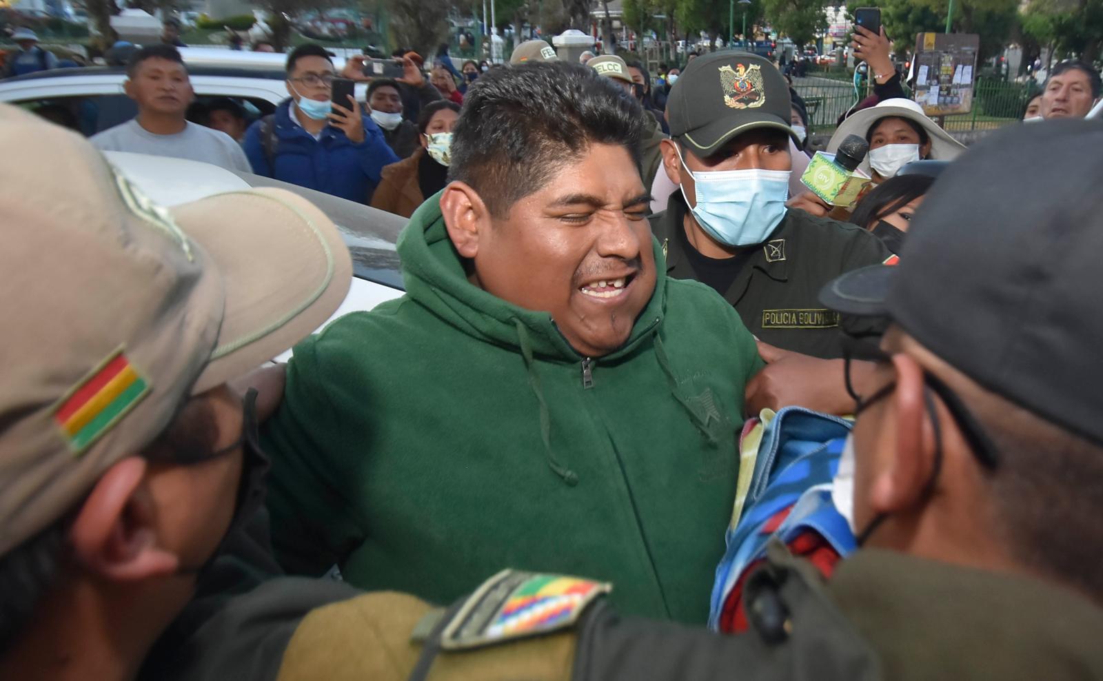 La justicia amplía por tres meses más la detención del cocalero Apaza.
