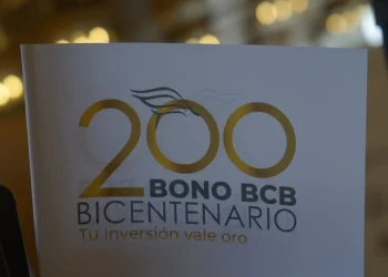 En cuatro horas se vendieron 1.700 bonos Bicentenario por Bs 340.000
