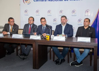 Industriales convocan a presidenciales para conocer sus propuestas