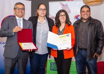 La CNI y Banco Fie entregan Certificado Verde por gestión responsable de residuos metálicos