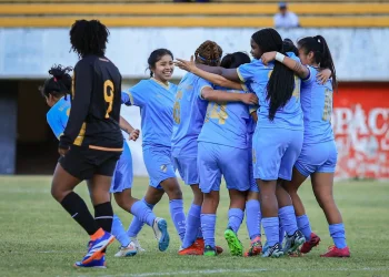 Bolívar-Astor y Always-Nacional Potosí, las ‘semis’ del femenino