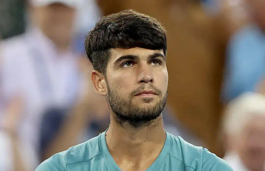 Alcaraz gana el Masters 1000 de Cincinnati por abandono de Sinner