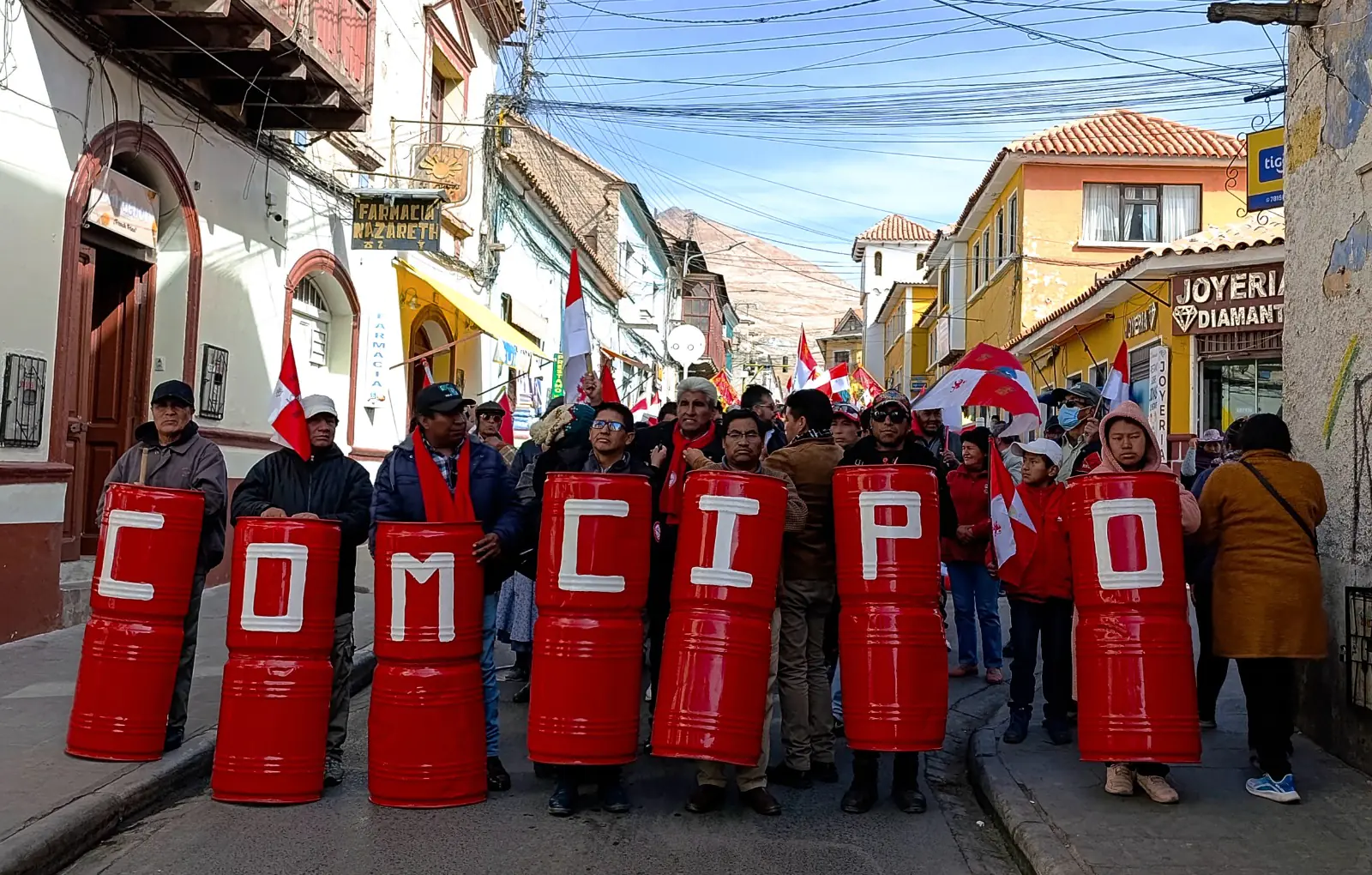 Comcipo se moviliza en contra de los contratos de litio