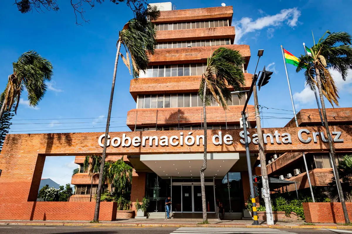 Regreso de Camacho: secretarios presentan renuncias a la Gobernación