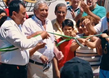Percy Fernández, el alcalde que dejó su huella en Santa Cruz