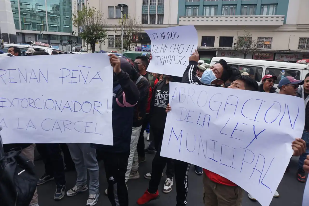 Empresas mineras de Viacha denuncian extorsión y riesgos laborales