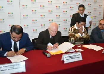 El TSE aclara que faltar a debates no implica sanción legal