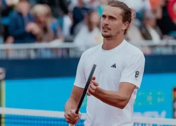 Regreso triunfal de Zverev en Canadá; Cerúndolo y Etcheverry avanzan