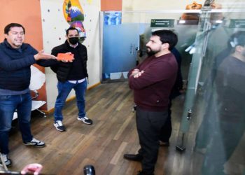 Circunstancia en que los abogados de Camacho reclaman no poder presentar la denuncia por acoso sexual