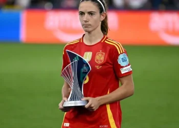 ‘Estoy en shock’, dice Aitana, mejor jugadora de la Eurocopa