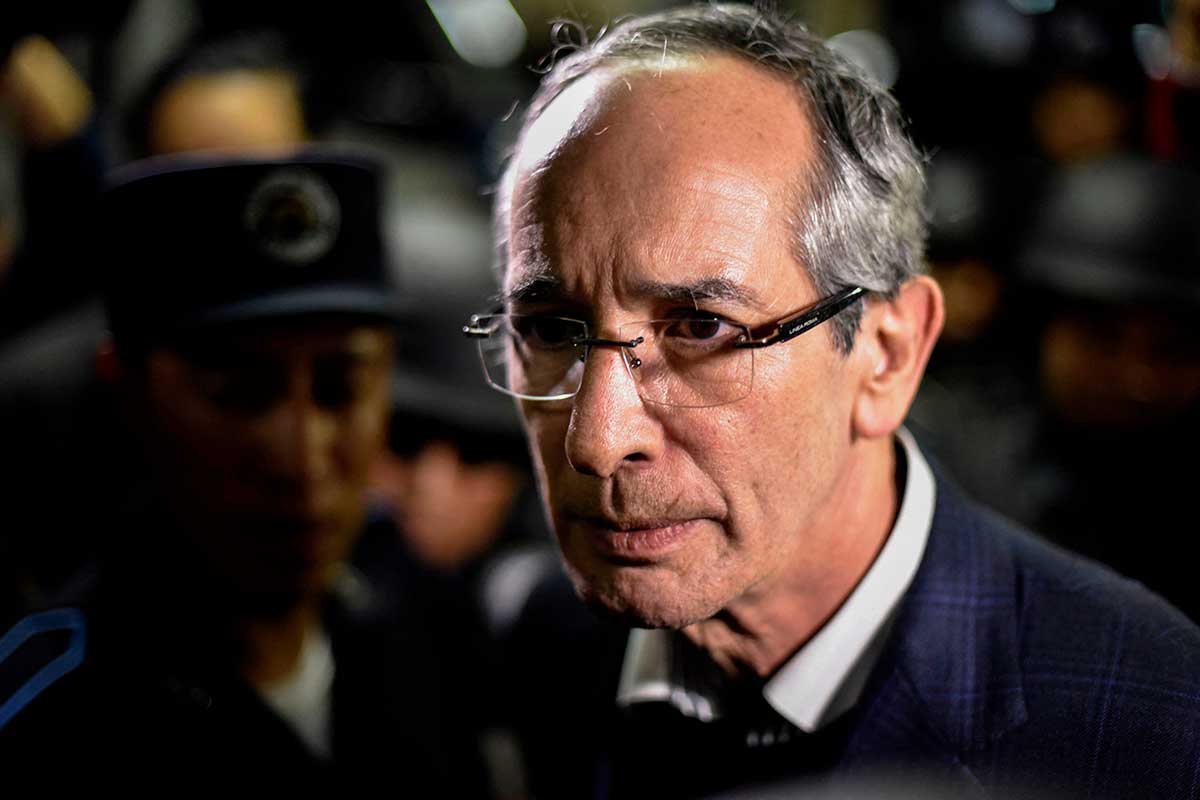 alvaro_colom_expresidente_de_guatemala.jpg