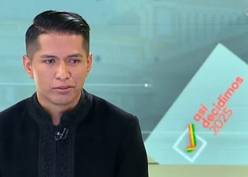 Andrónico apuesta por una izquierda social y una ‘economía global’