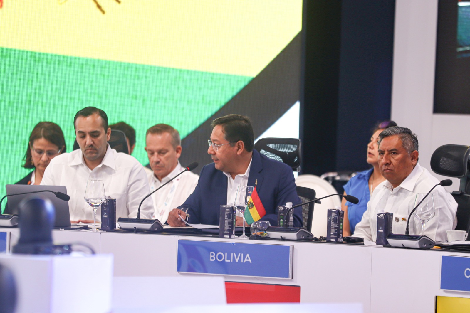 Cumbre: Arce advierte amenazas a ‘las democracias populares’ en la región