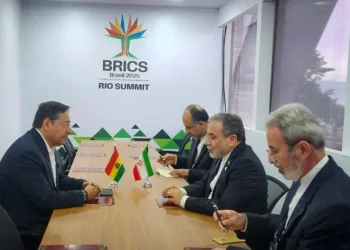 Arce destaca acercamientos económicos con países BRICS en Brasil