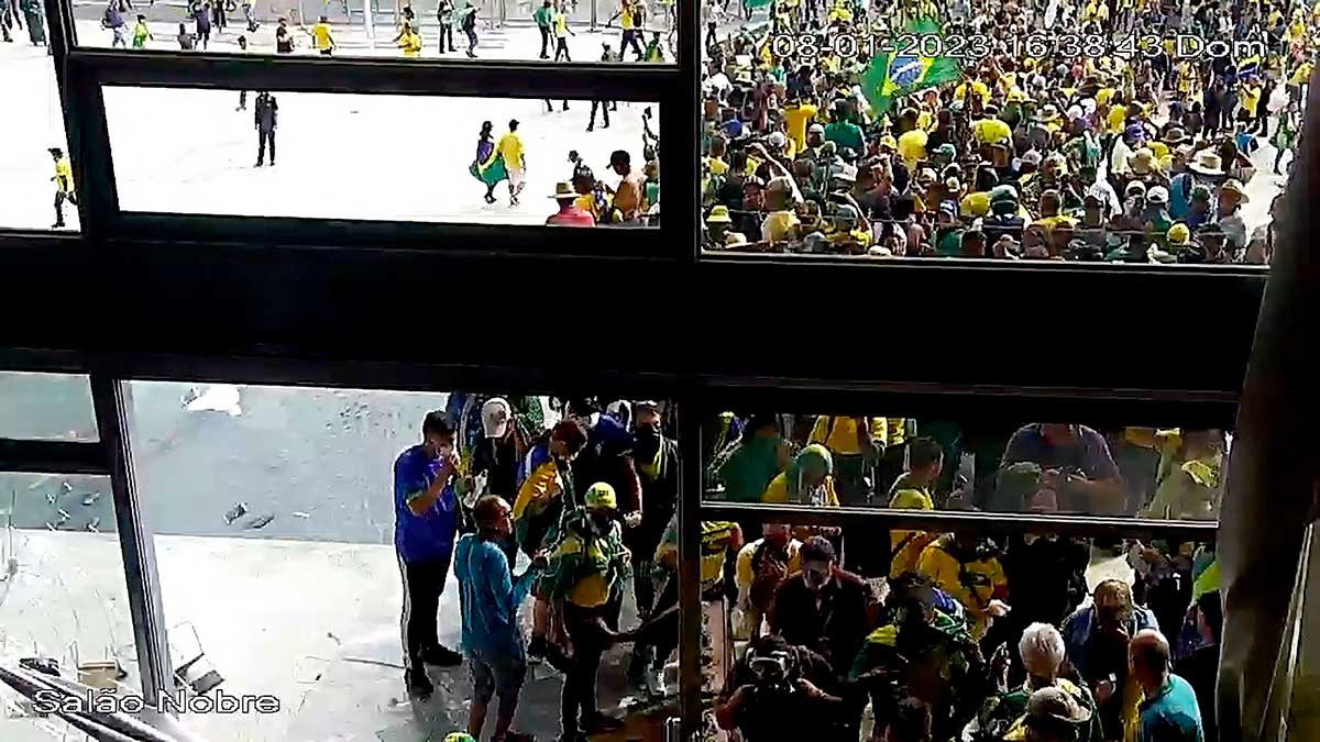 asalto_a_brasilia.jpg