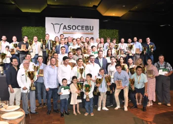 Ranking cebuino premia a ganaderos destacados en el país
