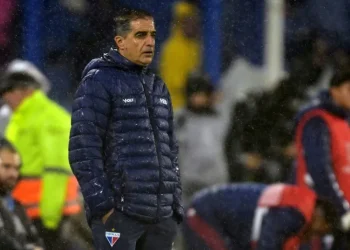 Fortaleza de Brasil despide al entrenador portugués Renato Paiva