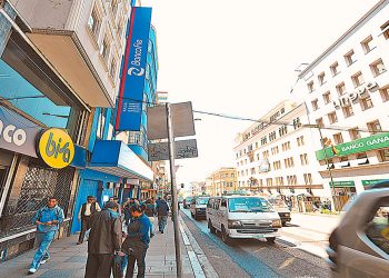 Las oficinas de las principales entidades financieras del país en la avenida Camacho.