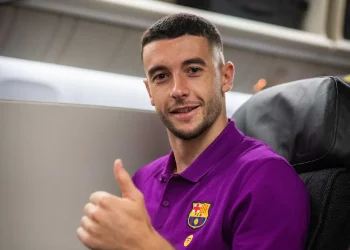 FC Barcelona pone rumbo a gira asiática con sus flamantes fichajes
