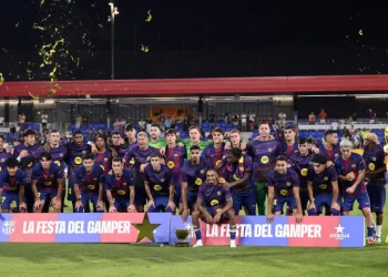 Barça se estrena como local en un estadio de solo 6.000 localidades